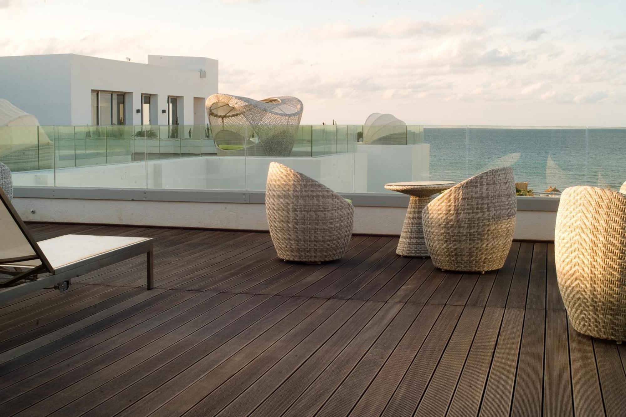 Royal Thalassa Μοναστίρ Εξωτερικό φωτογραφία The Sky Bar