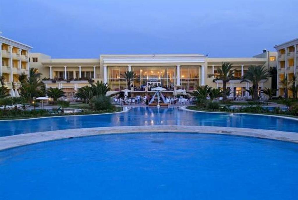 Royal Thalassa Μοναστίρ Εξωτερικό φωτογραφία The Westin Resort & Villas, Playa Mujeres, Cancun, Mexico