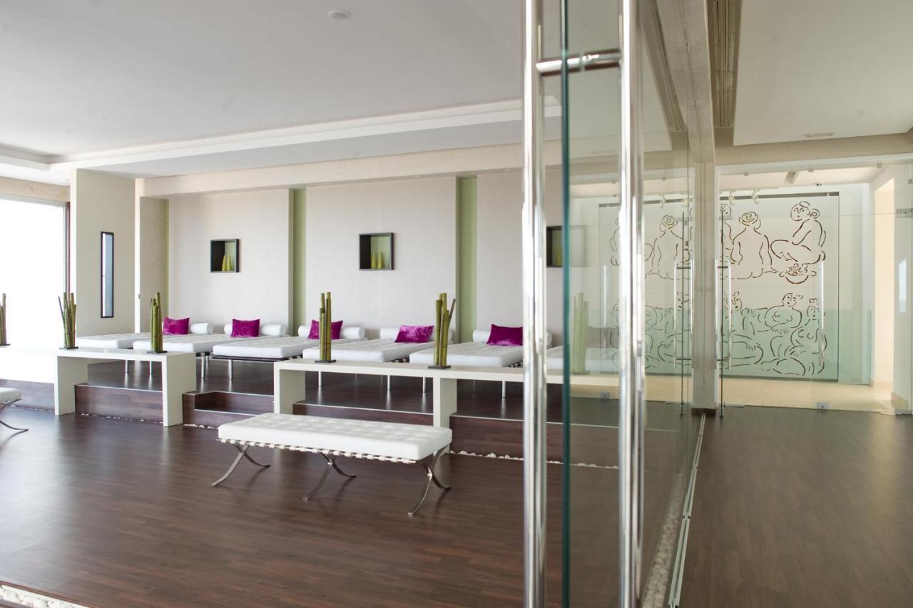 Royal Thalassa Μοναστίρ Εξωτερικό φωτογραφία The interior of the hotel